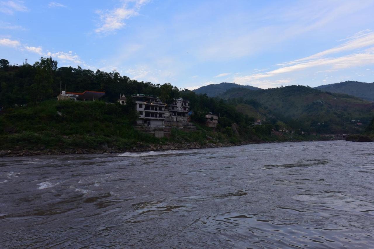 Hotel La Orilla Muzaffarabad Buitenkant foto